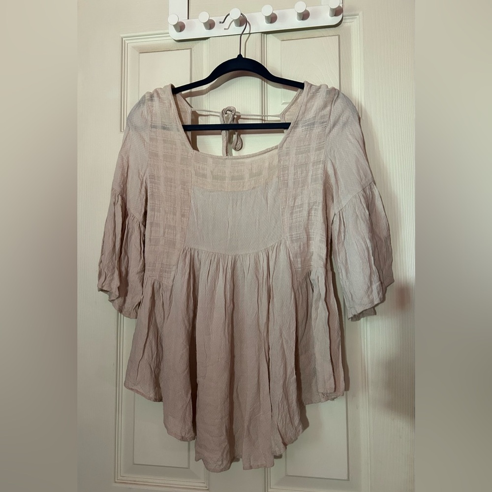 Women's Cream Top